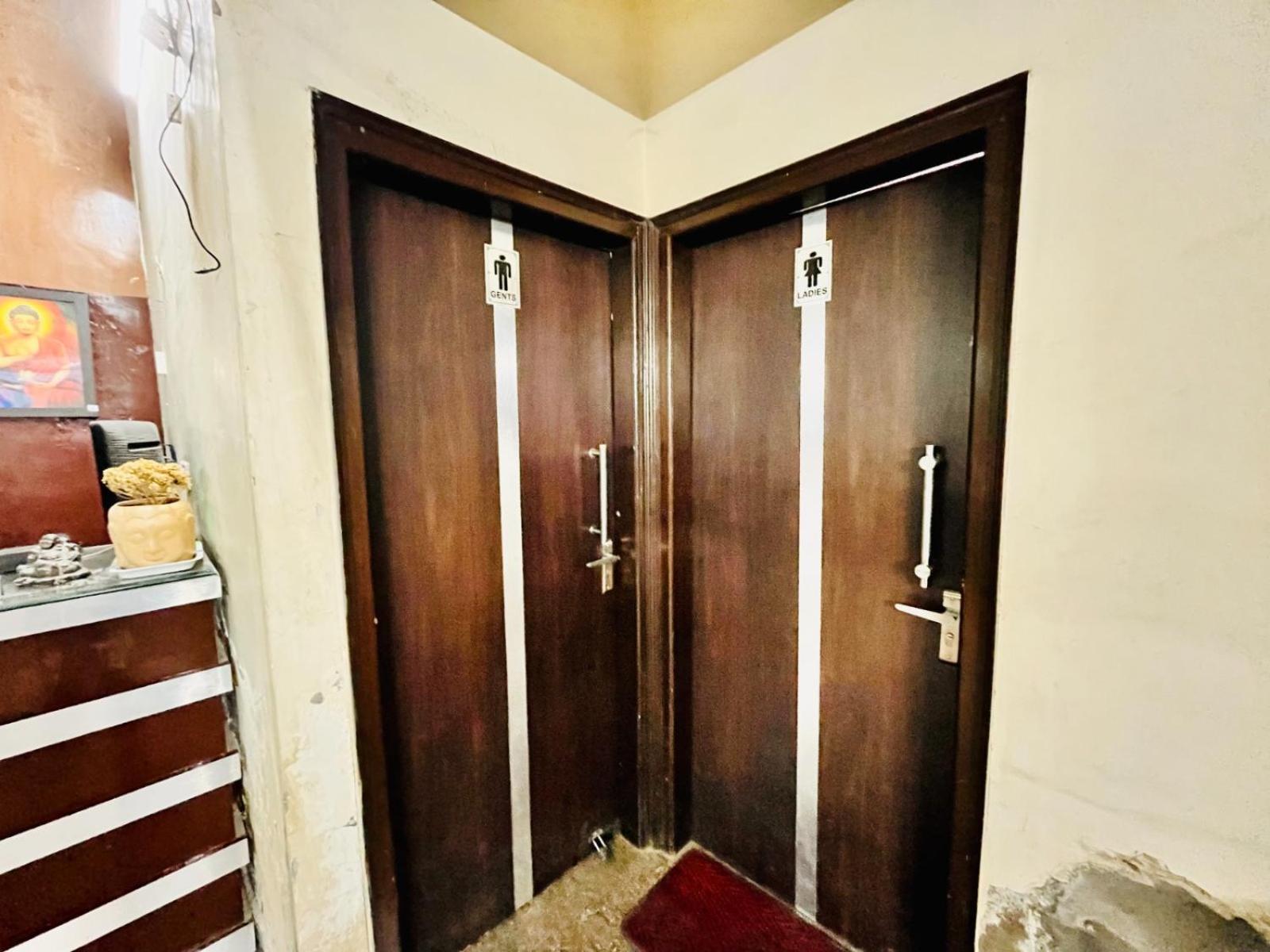 Hotel Ramawati Near Ganga Ghat Haridwār Exterior photo